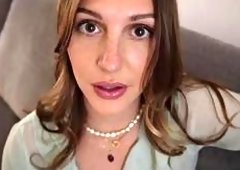 Brunette MILF Takes Pound