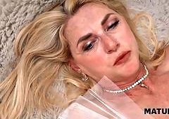 MILF Ballerina Fulfills Clients Wet Dreams