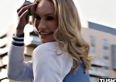 Blonde Daisy Stone Shakes Her Big Butt Cowgirl Style
