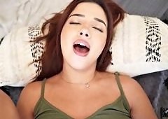 Vanessa Marie Glove Handjob for Charles Dera Turns Into Cumshot Ride